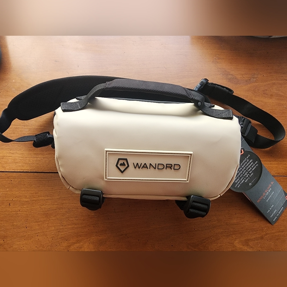 Wandrd Rogue 3L Sling